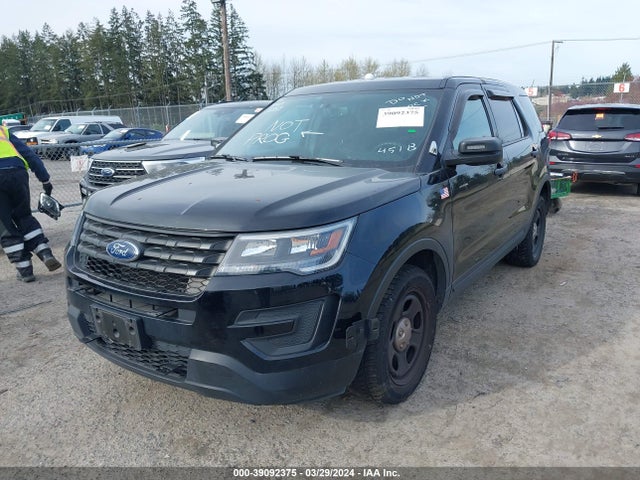 Ford Police Interceptor Utility 2018 1FM5K8AR0JGC44490 Image 2