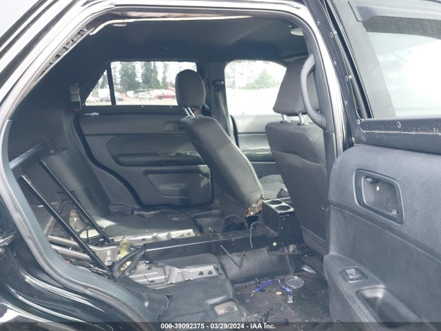 Ford Police Interceptor Utility 2018 1FM5K8AR0JGC44490 Image 8