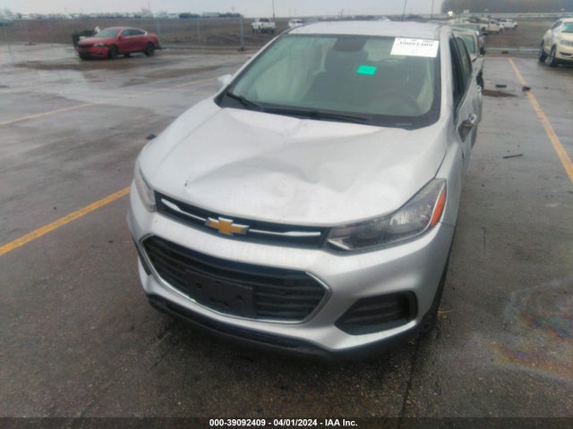 Chevrolet TRAX LS 2018 KL7CJKSB2JB703591 Image 6