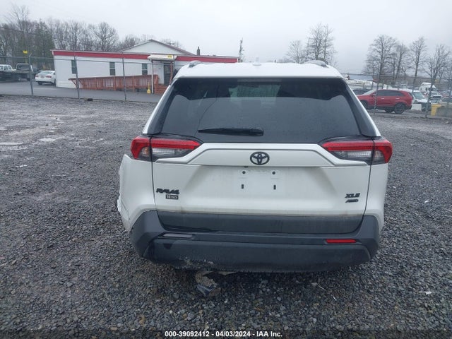 Toyota Rav4 Xle Premium 2024 2T3A1RFV4RW433662 Image 16