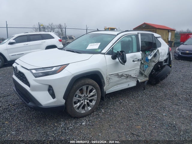 Toyota Rav4 Xle Premium 2024 2T3A1RFV4RW433662 Image 2
