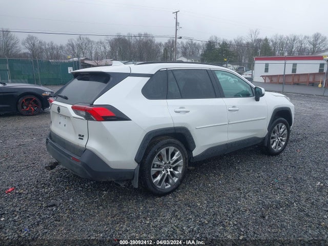 Toyota Rav4 Xle Premium 2024 2T3A1RFV4RW433662 Image 4