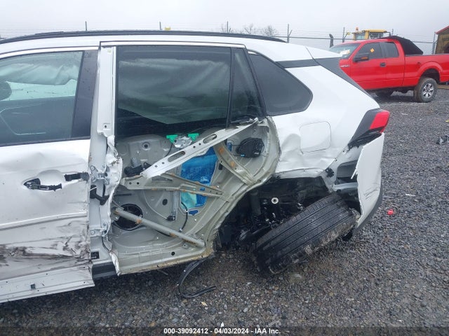 Toyota Rav4 Xle Premium 2024 2T3A1RFV4RW433662 Image 6