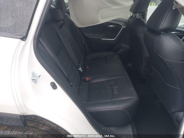 Toyota Rav4 Xle Premium 2024 2T3A1RFV4RW433662 Image 8
