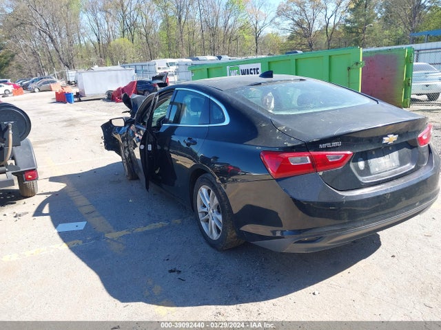 Chevrolet MALIBU LT 2018 1G1ZD5ST9JF134660 Image 3