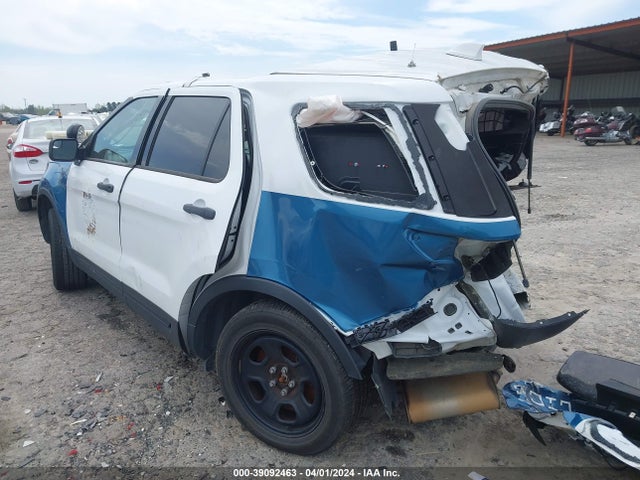 Ford Utility Police Interceptor 2017 1FM5K8AR1HGD07493 Image 3
