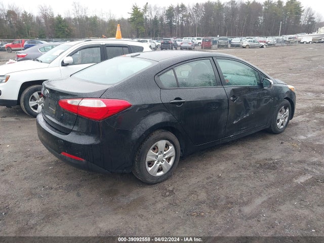 KIA FORTE LX 2015 KNAFK4A61F5407025 Image 4