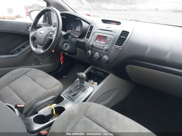 KIA FORTE LX 2015 KNAFK4A61F5407025 Image 5