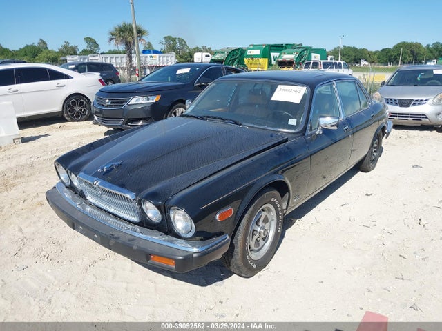 1986 JAGUAR XJ6 SAJAV1346GC443287 Photo 1