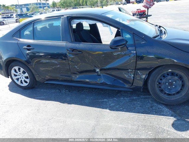 Toyota COROLLA LE 2020 5YFEPRAE3LP030586 Image 6