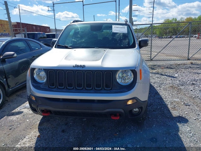 Jeep Renegade Trailhawk 2015 ZACCJBCT7FPB16505 Image 6