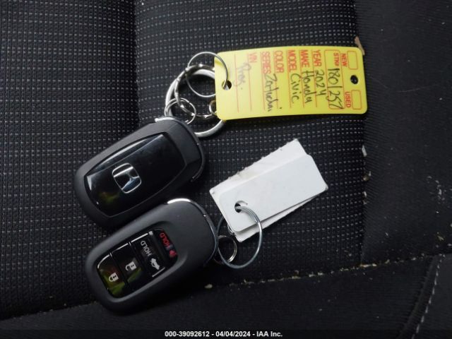 2HGFE2F28RH507674 Honda Civic Lx