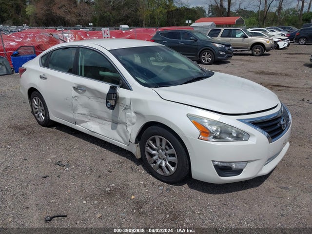 Nissan Altima 2.5 S 2015 1N4AL3AP3FC139299 Image 1