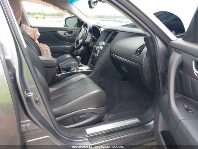 JN8CS1MU9HM143063 Infiniti QX70