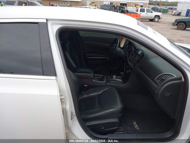 Chrysler 300 Limited 2015 2C3CCAAG6FH891815 Image 5