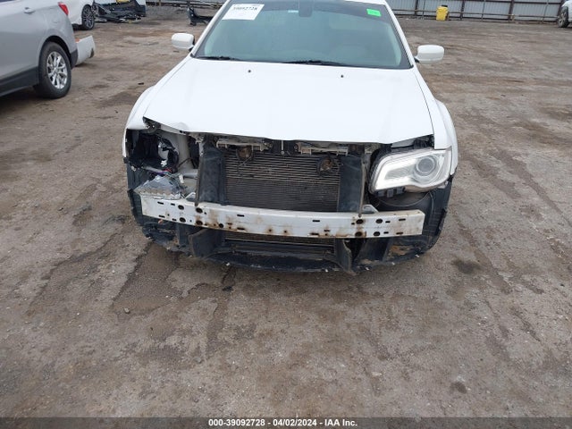 Chrysler 300 Limited 2015 2C3CCAAG6FH891815 Image 6