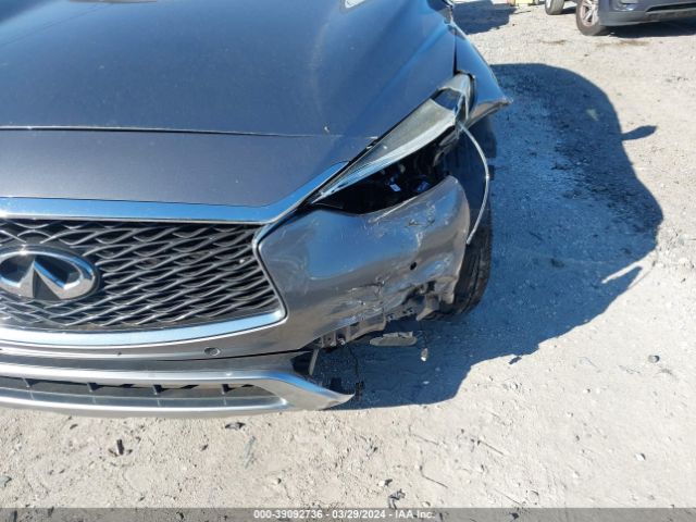 SJKCH5CR5HA021555 Infiniti Qx30 Premium