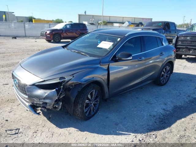 SJKCH5CR5HA021555 Infiniti Qx30 Premium