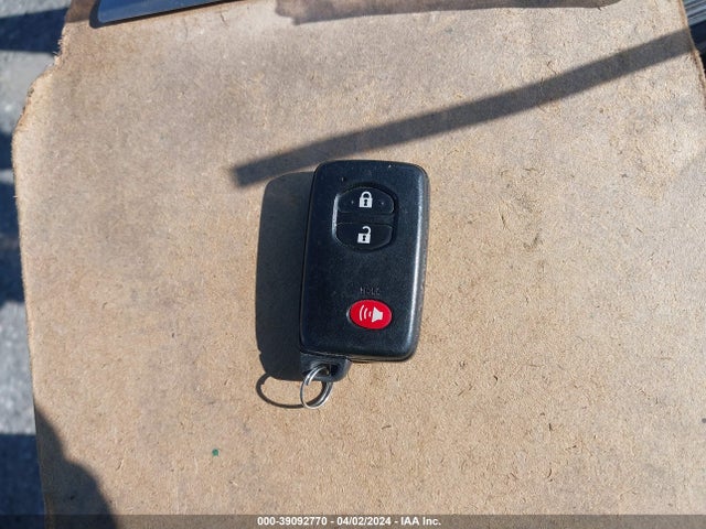 Toyota Prius Two 2015 JTDKN3DU6F0442024 Image 11