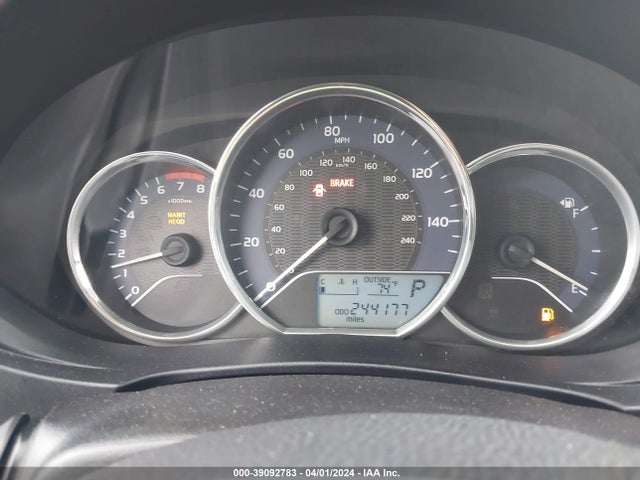 Toyota COROLLA LE 2014 5YFBURHE3EP082837 Image 7