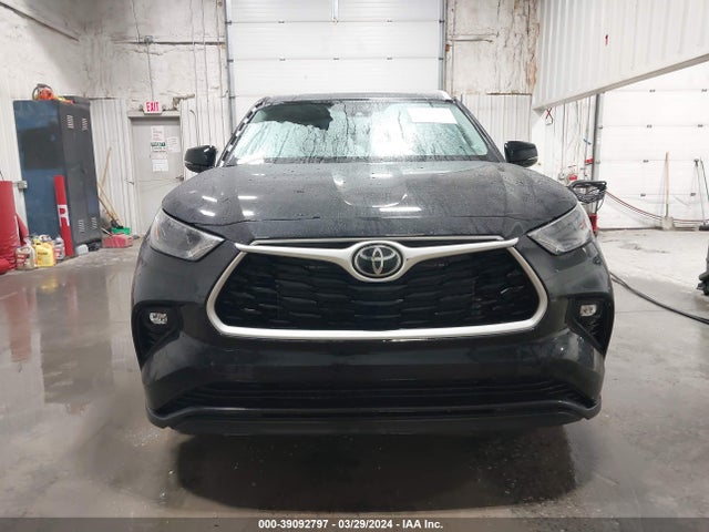 Toyota Highlander Xle 2024 5TDKDRBH4RS539817 Image 13