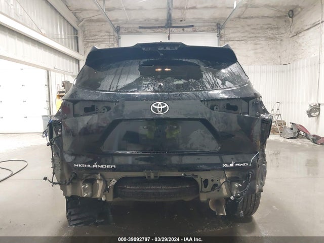 Toyota Highlander Xle 2024 5TDKDRBH4RS539817 Image 17