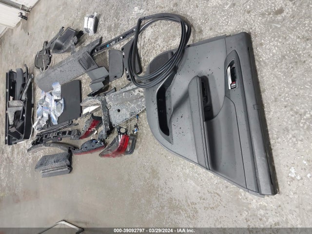 Toyota Highlander Xle 2024 5TDKDRBH4RS539817 Image 12