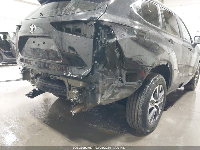 Toyota Highlander Xle 2024 5TDKDRBH4RS539817 Image 6