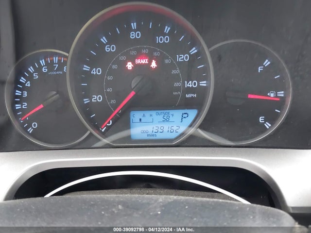 Toyota RAV4 LE 2016 JTMZFREV6GJ086272 Image 7