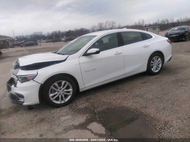 Chevrolet MALIBU LT 2018 1G1ZD5ST2JF244420 Image 2