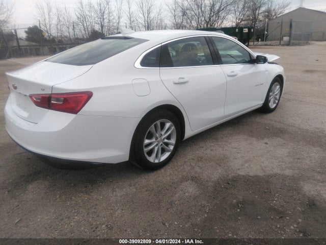 Chevrolet MALIBU LT 2018 1G1ZD5ST2JF244420 Image 4