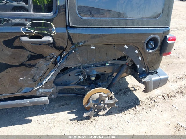 1C4HJXDG6NW245518 Jeep Wrangler Unlimited Willys 4x4