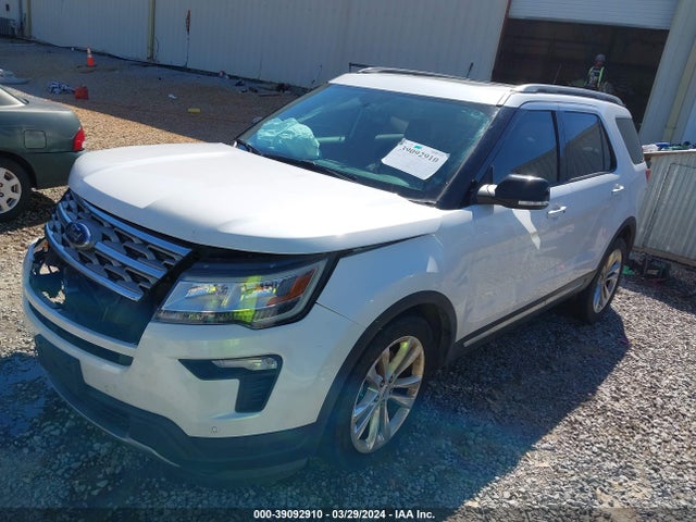 Ford EXPLORER XLT 2018 1FM5K7D86JGA76299 Image 2