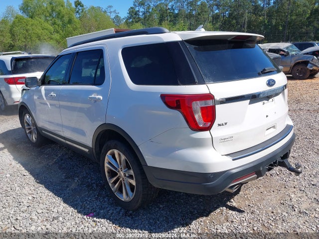 Ford EXPLORER XLT 2018 1FM5K7D86JGA76299 Image 3