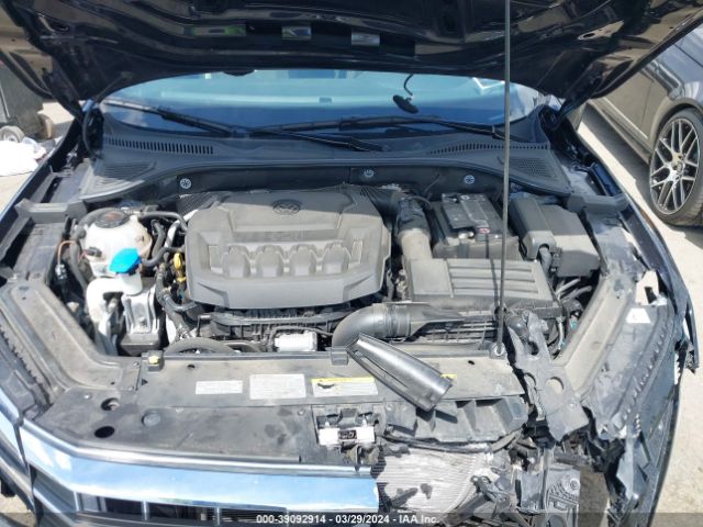 1VWMA7A35MC013733 Volkswagen Passat 2.0t R-line