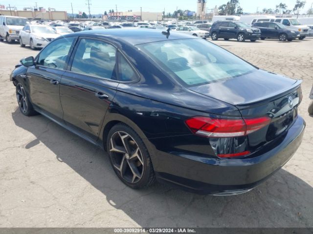 1VWMA7A35MC013733 Volkswagen Passat 2.0t R-line