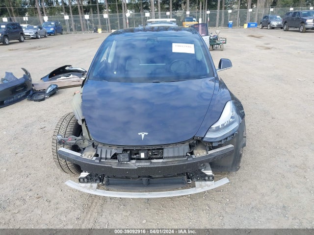 Tesla Model 3 Long Range/performance 2018 5YJ3E1EB8JF132764 Image 13