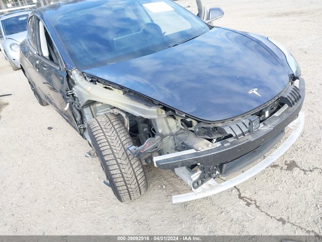 Tesla Model 3 Long Range/performance 2018 5YJ3E1EB8JF132764 Image 6