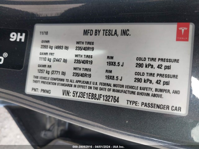Tesla Model 3 Long Range/performance 2018 5YJ3E1EB8JF132764 Image 9
