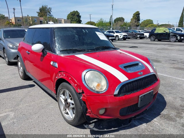 2007 MINI COOPER S WMWMF735X7TL89946 Photo 0