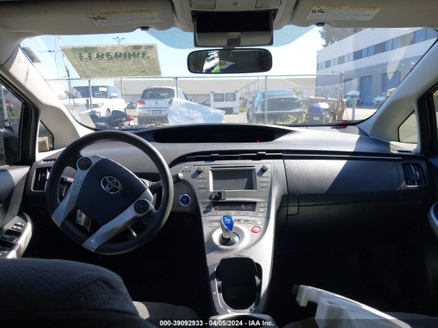 Toyota Prius Three 2014 JTDKN3DU4E1805882 Image 12