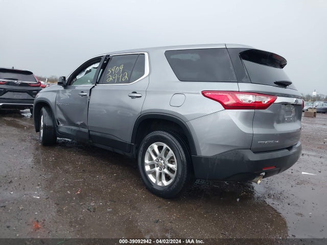 Chevrolet Traverse Ls 2019 1GNEVFKW4KJ231970 Image 3