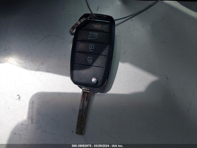 KIA SOUL + 2017 KNDJP3A51H7479155 Image 11