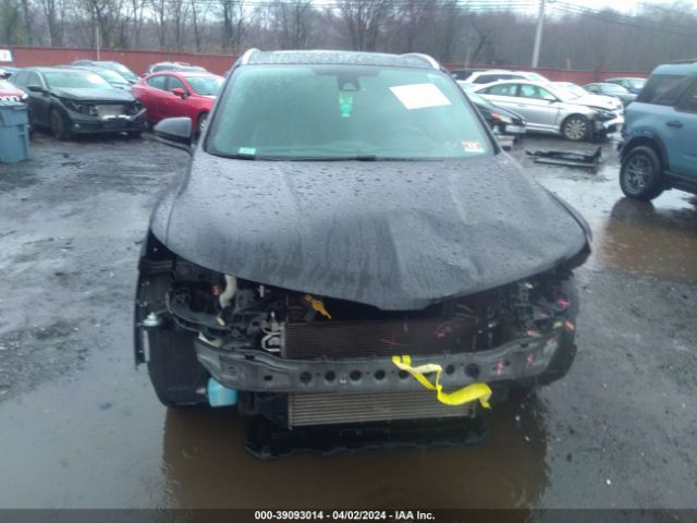 5LMCJ2A92FUJ17916 Lincoln MKC