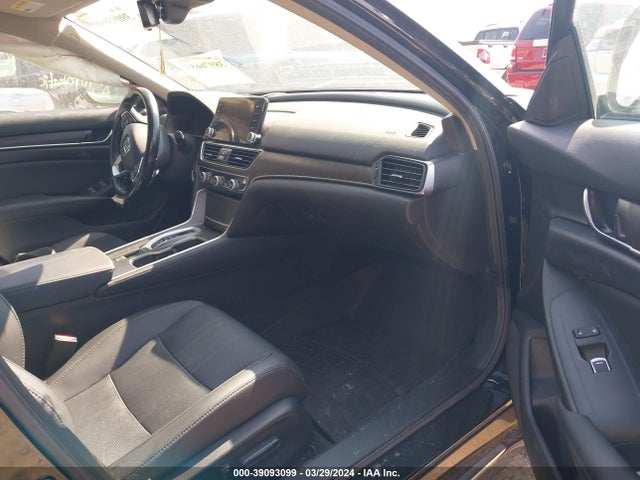 Honda Accord Touring 2021 1HGCV2F9XMA001982 Image 5