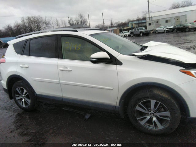 Toyota Rav4 Xle 2018 JTMRFREV7JJ195654 Image 13
