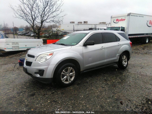 Chevrolet EQUINOX LS 2014 1GNFLEEK9EZ104067 Image 2
