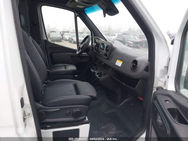 W1Y4NDHY6PT119518 Mercedes-Benz Sprinter 2500 High Roof 4-cyl Diesel Ho
