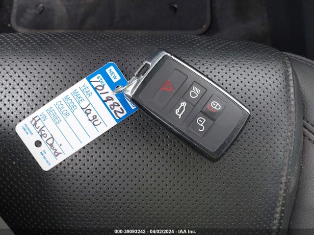 2019 JAGUAR E-PACE SADFJ2FX2K1Z34220 Photo 10