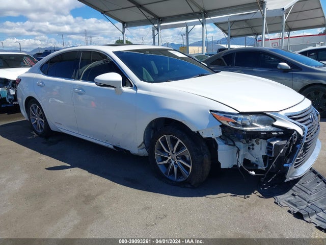 JTHBW1GG4H2145136 Lexus ES 300H